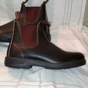 BLUNDSTONE #500 Chelsea Boots
